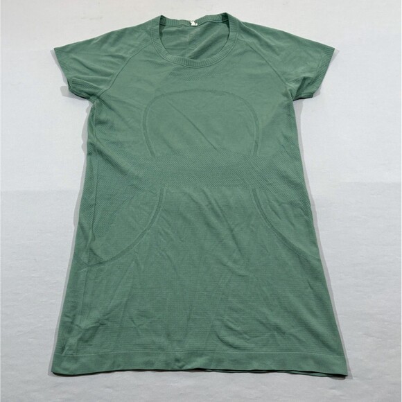 Lululemon Swiftly Tech Short Sleeve Shirt Hip Length Sea Green Gym Yoga Sz 10 - Picture 1 of 10